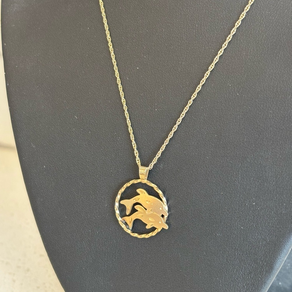 14K Yellow GF Princess Pride Creations PPC Swimming Dolphin Pendant Necklace Y2K - Picture 3 of 5